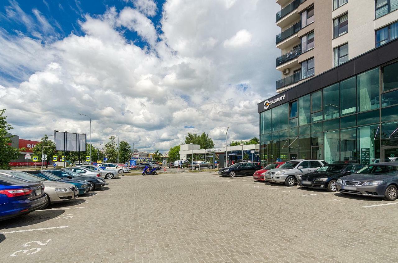 Bright Apartment Near Akropolis Vilnius Exterior photo